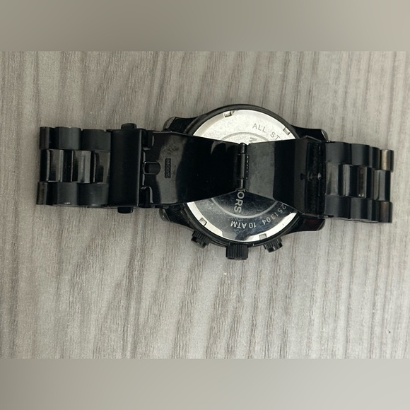 MICHAEL KORS 45mm Oversized Runway watch, Gun Metal Black, Quartz, SS, MK 8157 - Picture 7 of 8